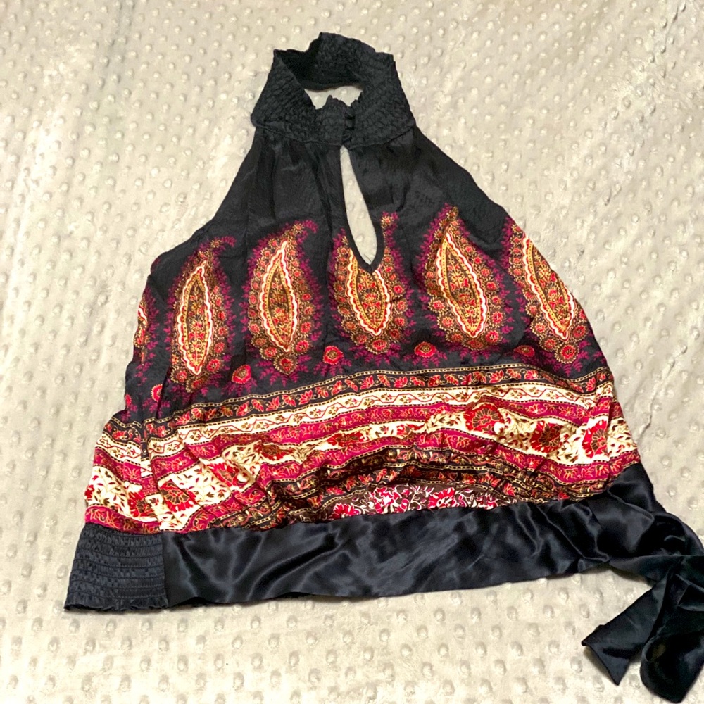Bebe High neck low back halter with tie bottom